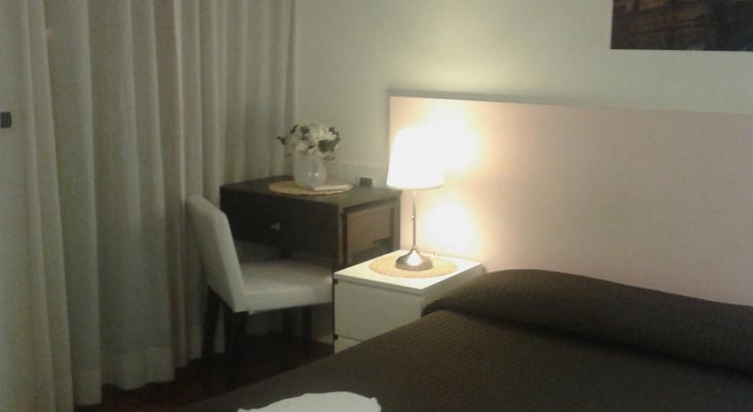 The Pope'S Window Hotel Roma Quarto foto