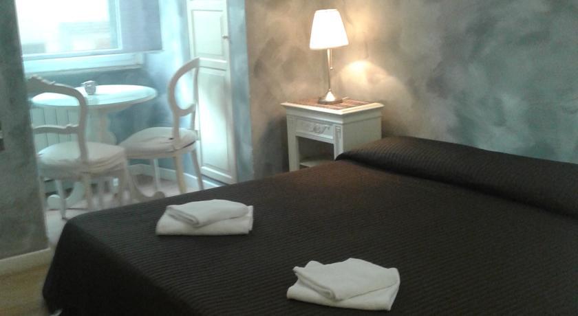 The Pope'S Window Hotel Roma Quarto foto